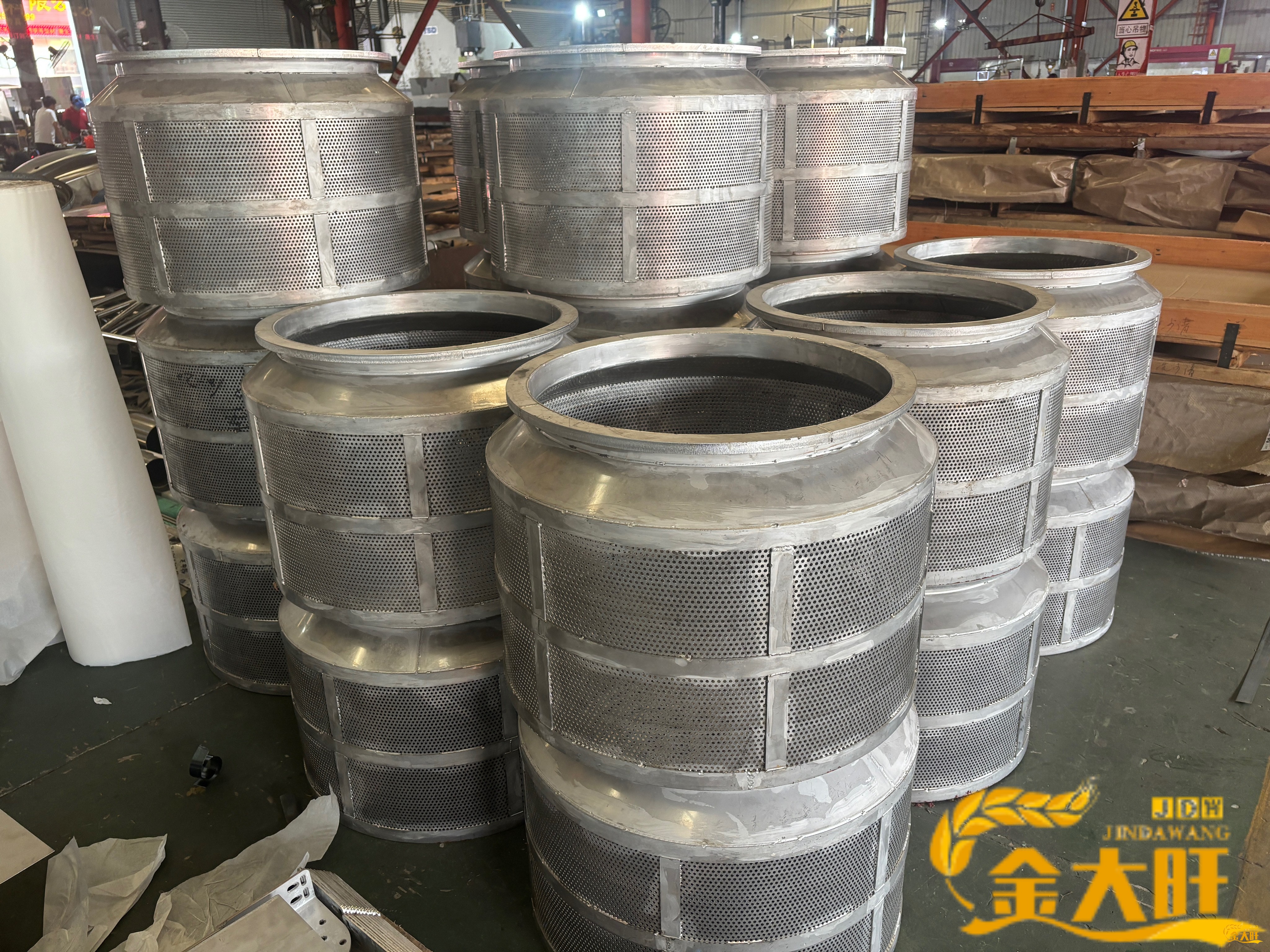 【关于304不锈钢冲孔筛网】——高性能筛分解···