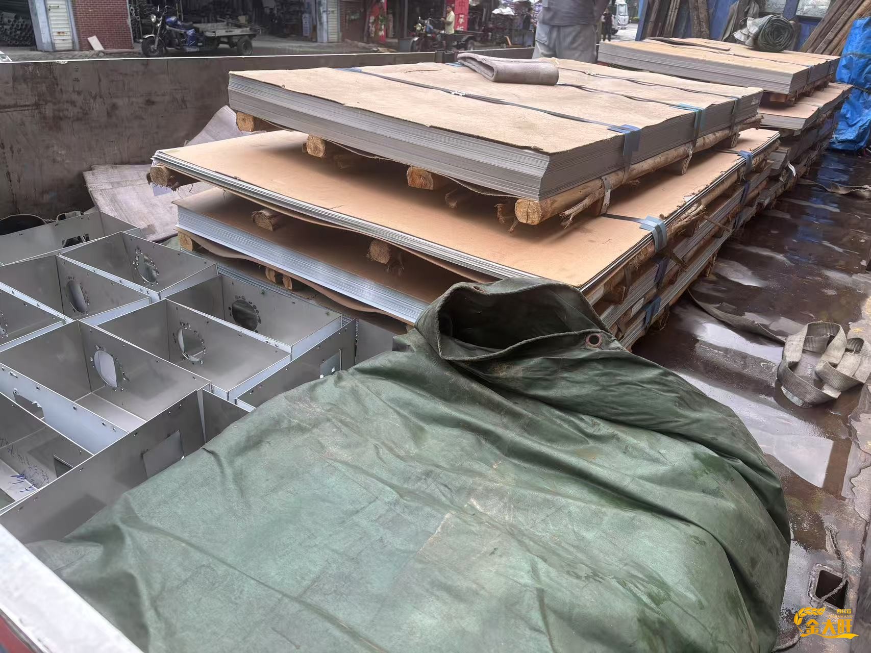 雨天如何保障不锈钢板材及加工件的品质？这···